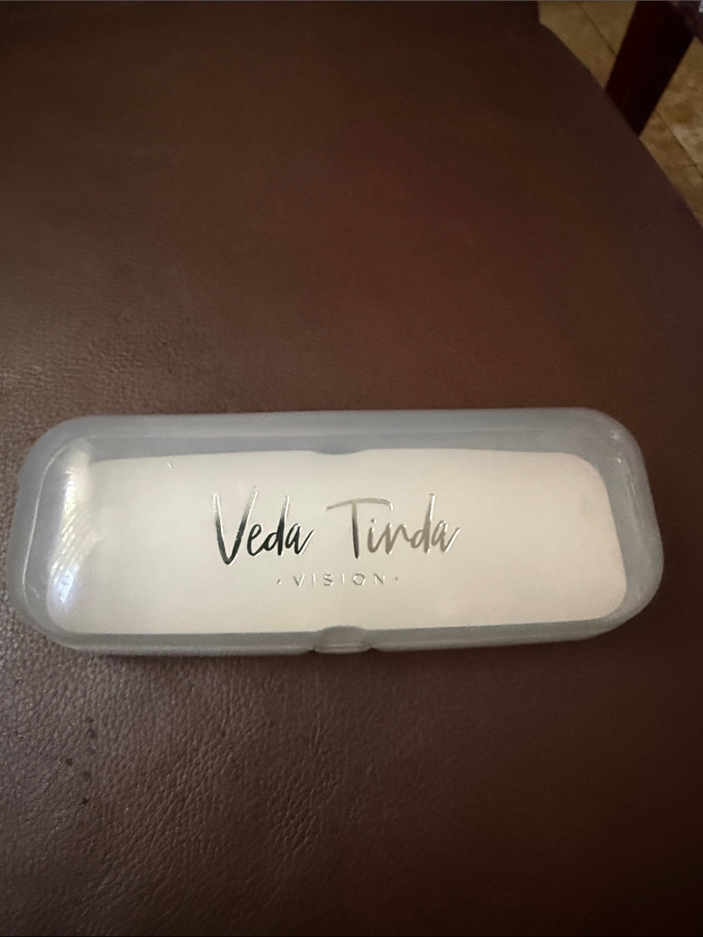 Veda Tinda Vision Hard Eyewear Case in White